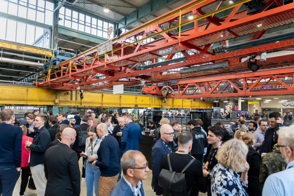 Networking-W&V-Summit.jpg